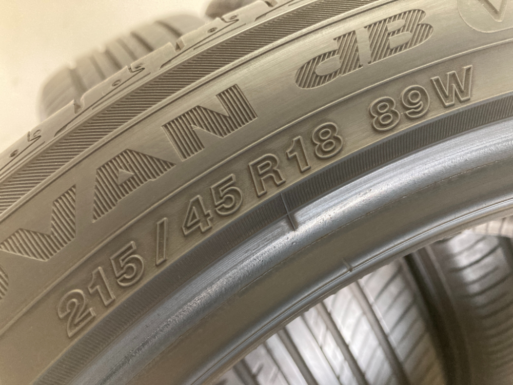 完売)中古極上品 19年製☆215/45R18 89W YOKOHAMA ADVAN dB V552 完売)中古極上品 19年製☆215/45R18 89W YOKOHAMA ADVAN dB V552